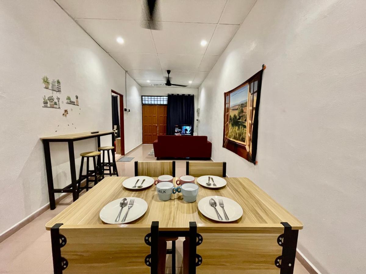 Cozy 255 Entire 3 Bedroom House At Alma Bukit Mertajam Exterior foto